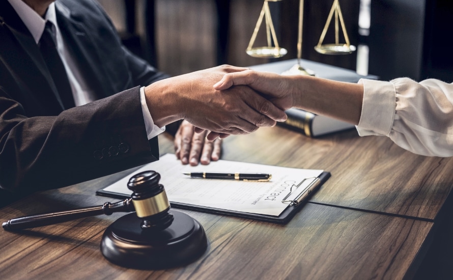 corporate lawyer calgary