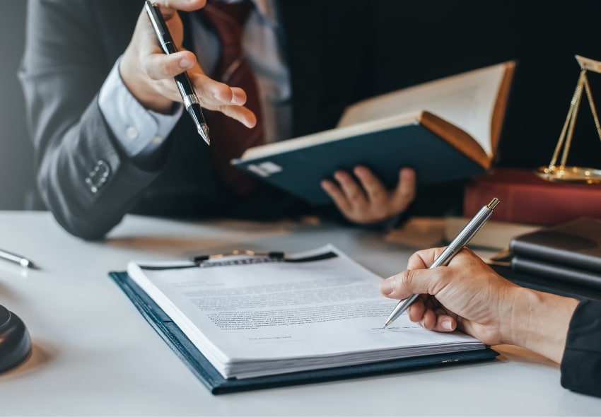 civil litigation lawyer calgary